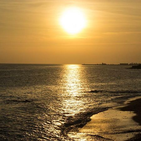 Apartment By The Beach Sitio de Calahonda Екстериор снимка