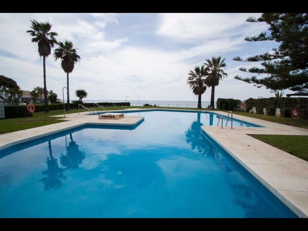Apartment By The Beach Sitio de Calahonda Екстериор снимка